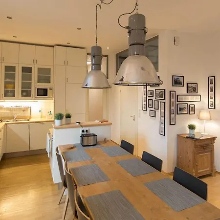 Grosse Luxus-ferienwohnung Im Alten Lokschuppen *